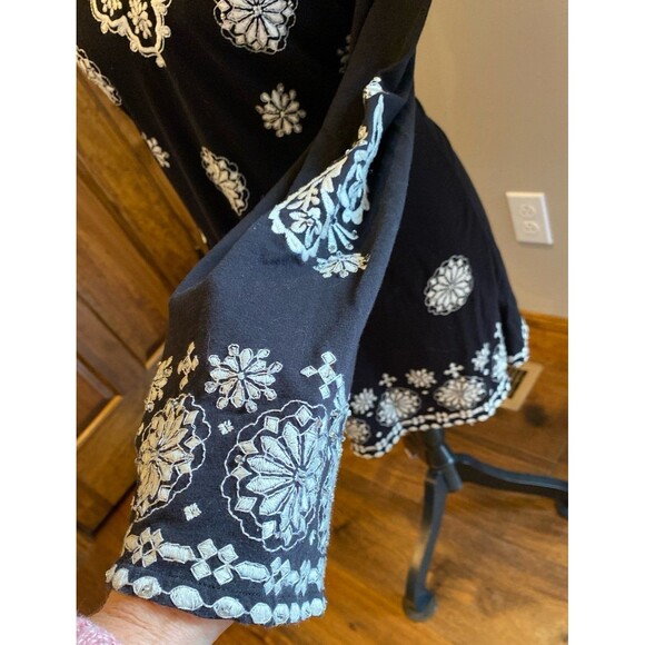 INC Blouse Size XL Tunic 95% Cotton 5% Spandex Black Intricate Stitching Design - Picture 4 of 10
